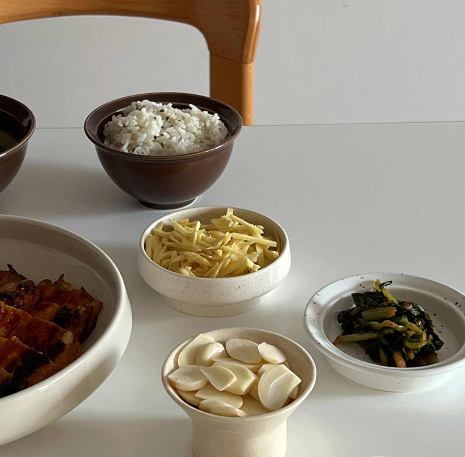 韓國 pola at home 點點陶瓷碗 - 兩色