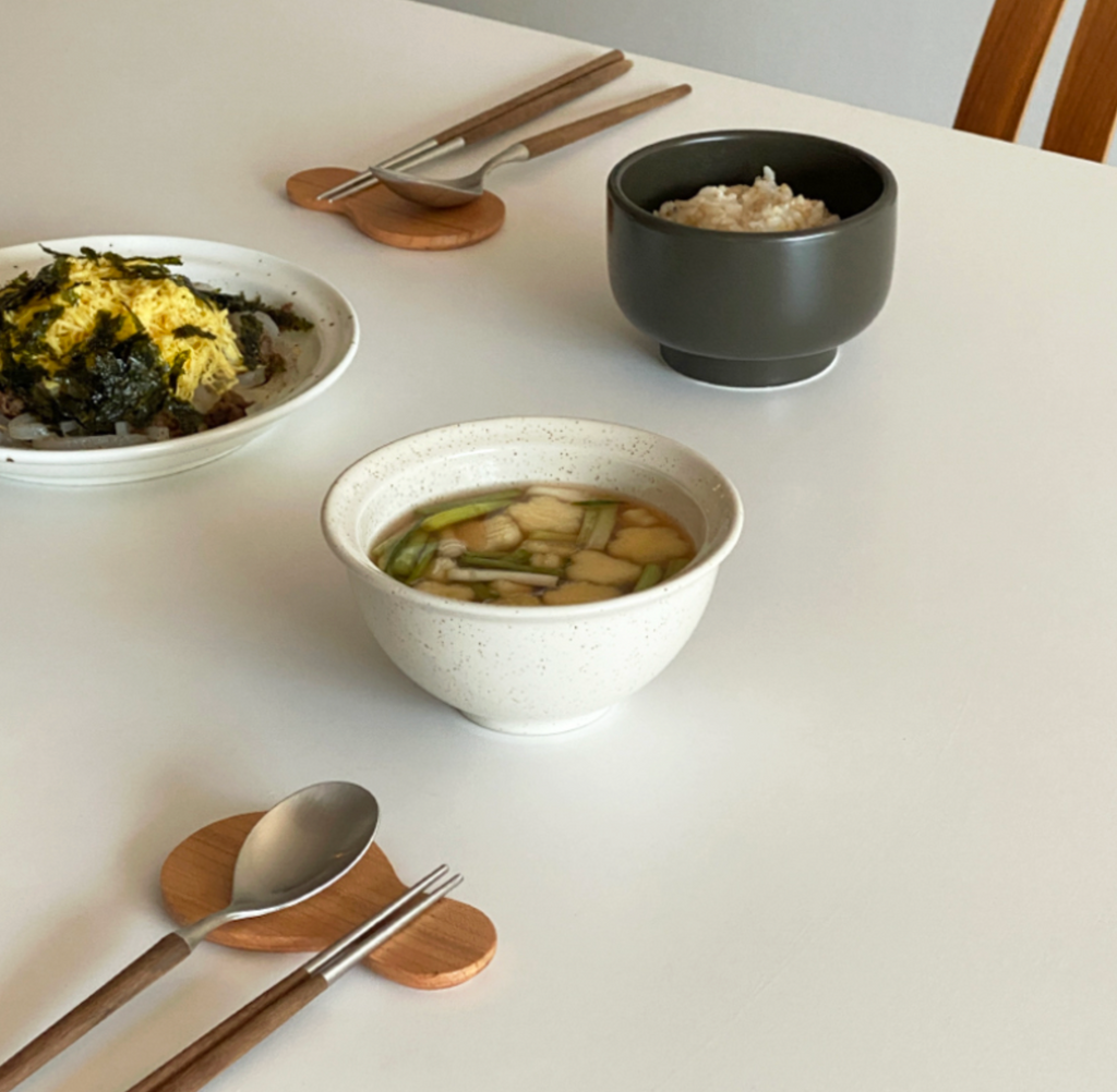 韓國 pola at home 點點陶瓷碗 - 兩色