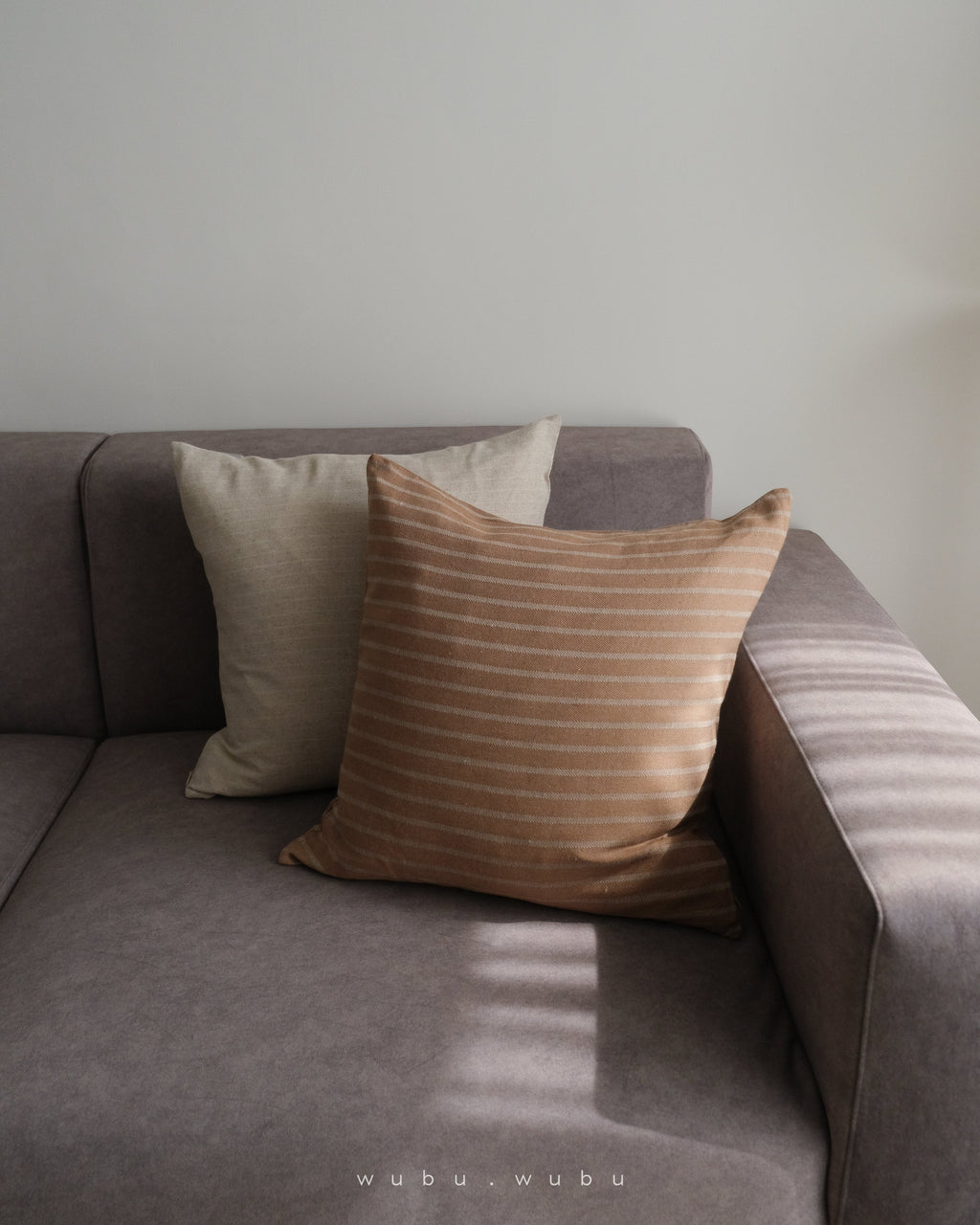 Crema 亞麻線條抱枕套