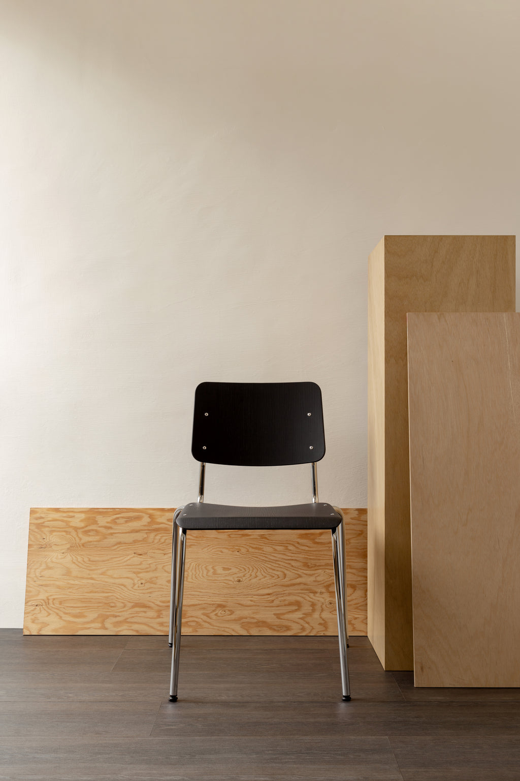 FORE Chair - 黑/電鍍