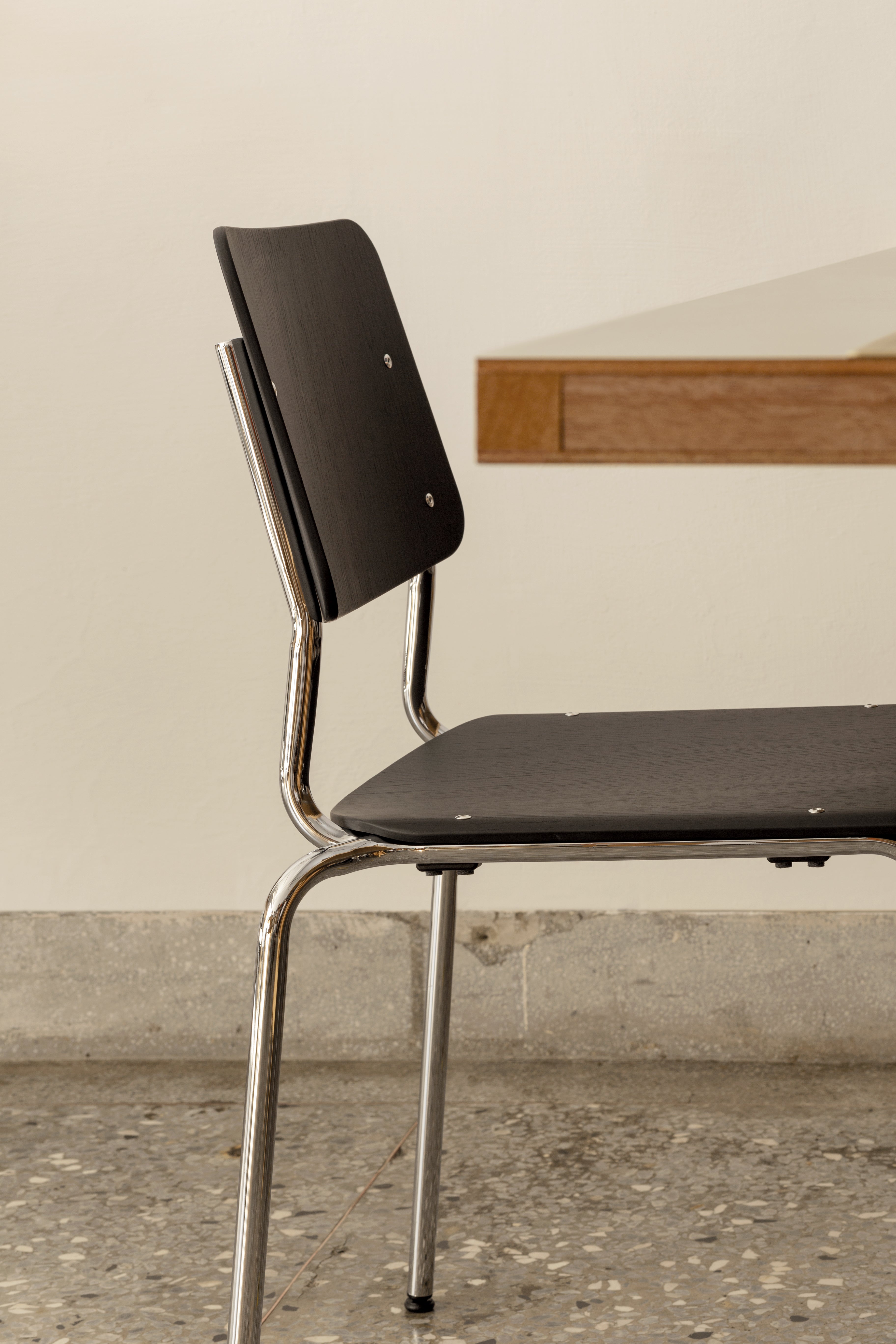 FORE Chair - 黑/電鍍