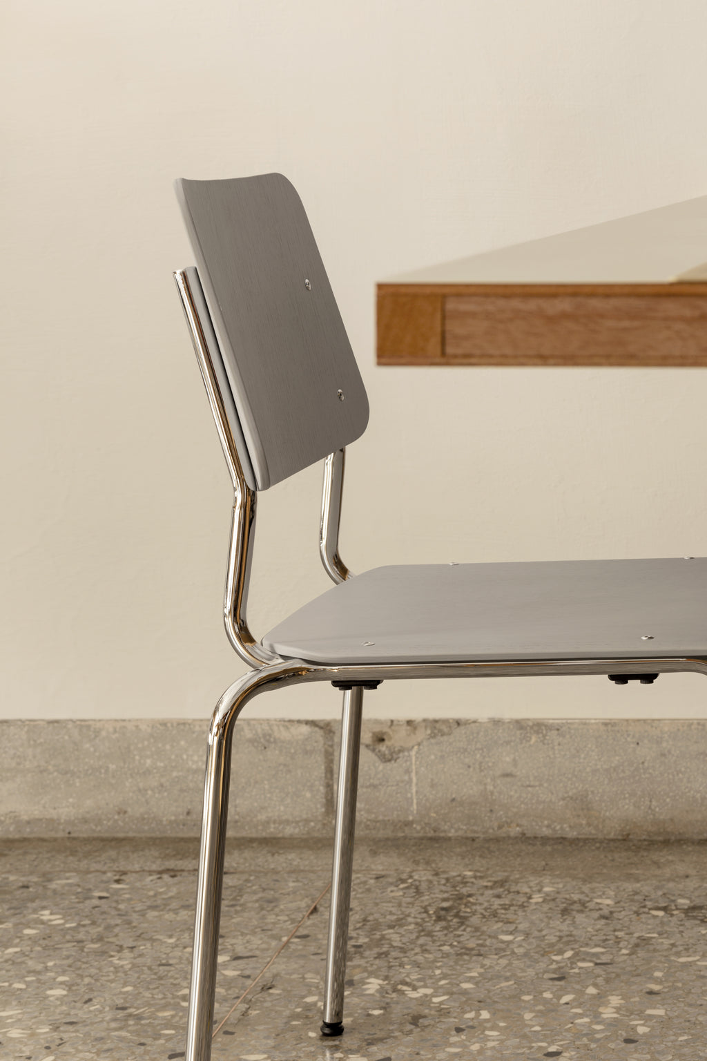 FORE Chair - 灰/電鍍