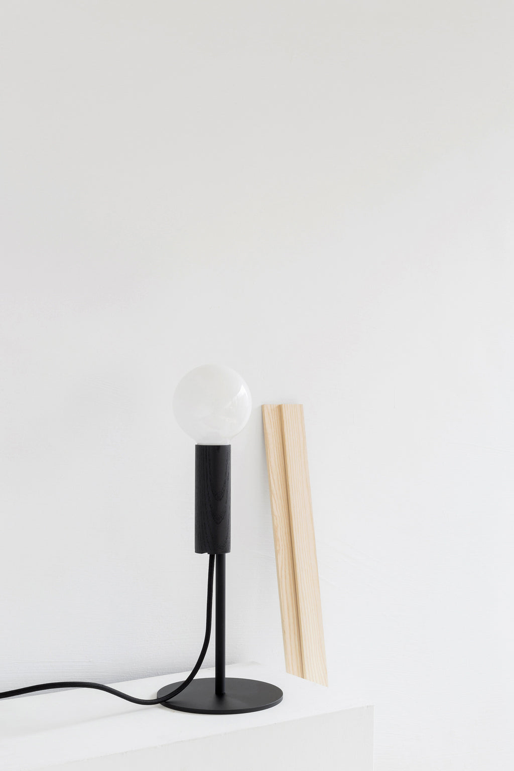 CHERRY Table Lamp - 兩色