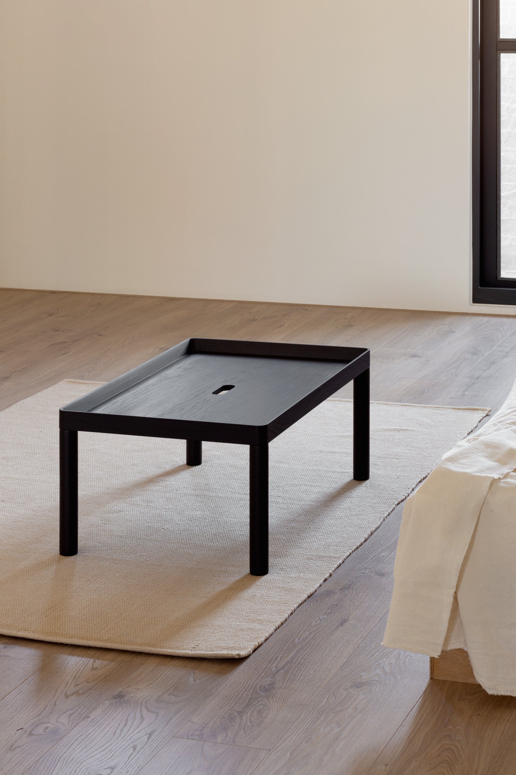Sister Coffee Table - 黑