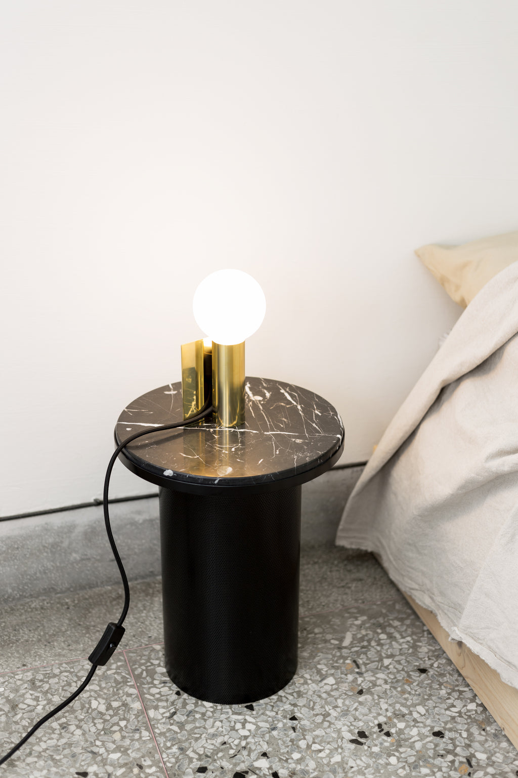 MAKU Table Lamp - 黃銅