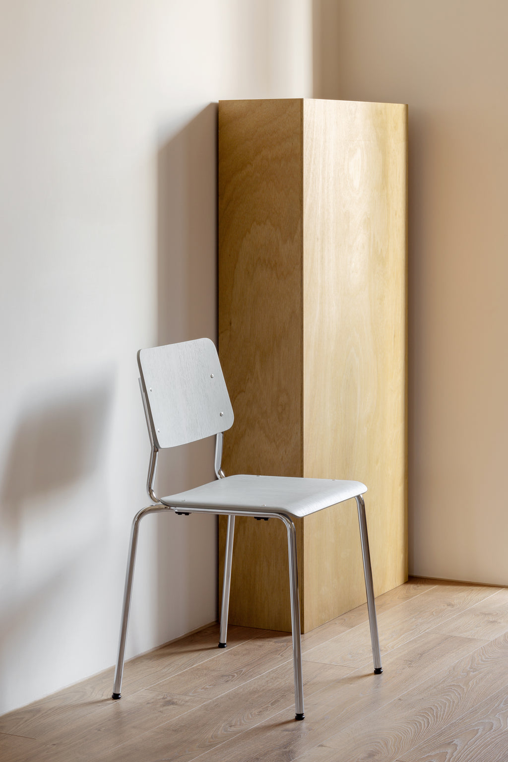 FORE Chair - 灰/電鍍