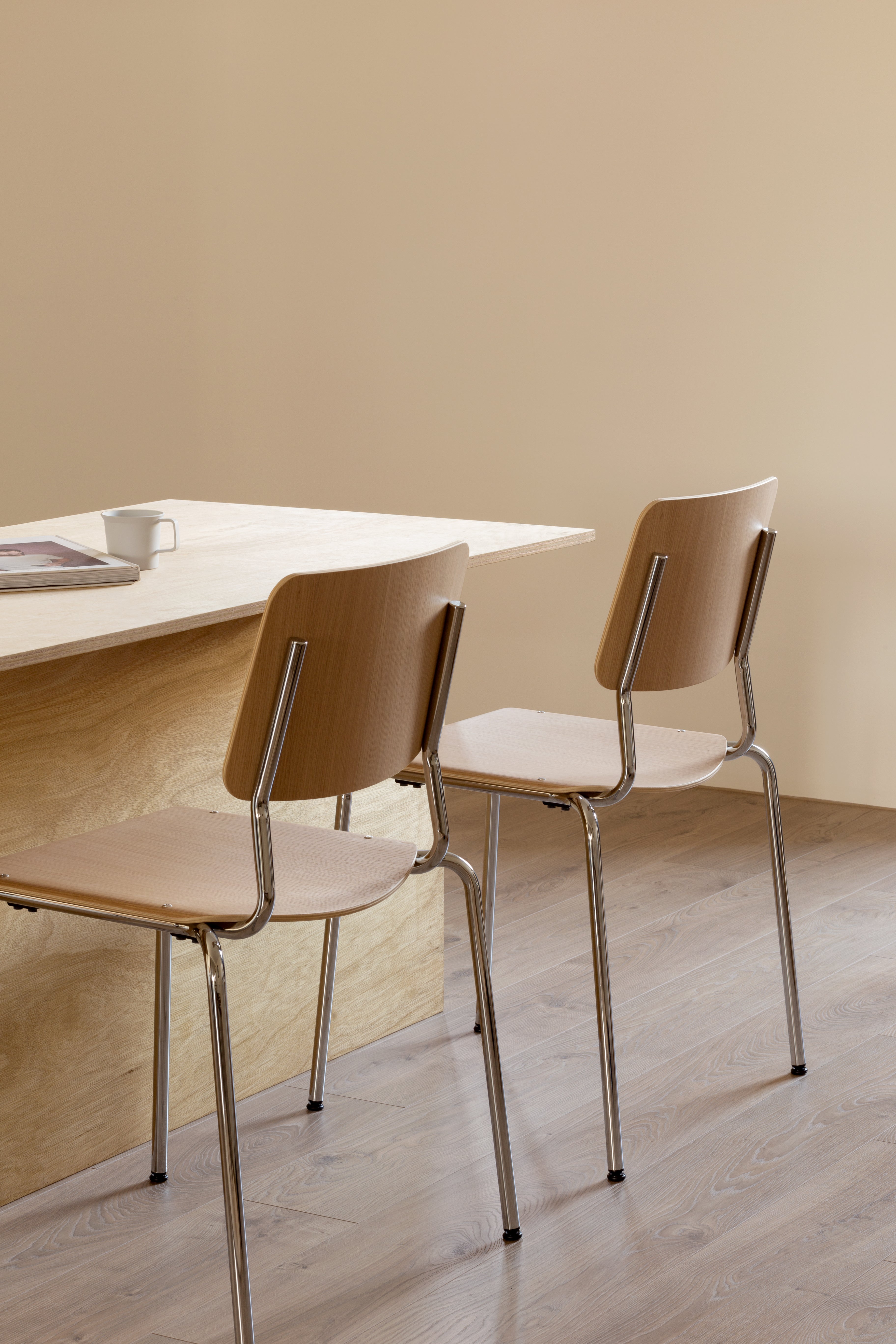 FORE Chair - 原木/電鍍