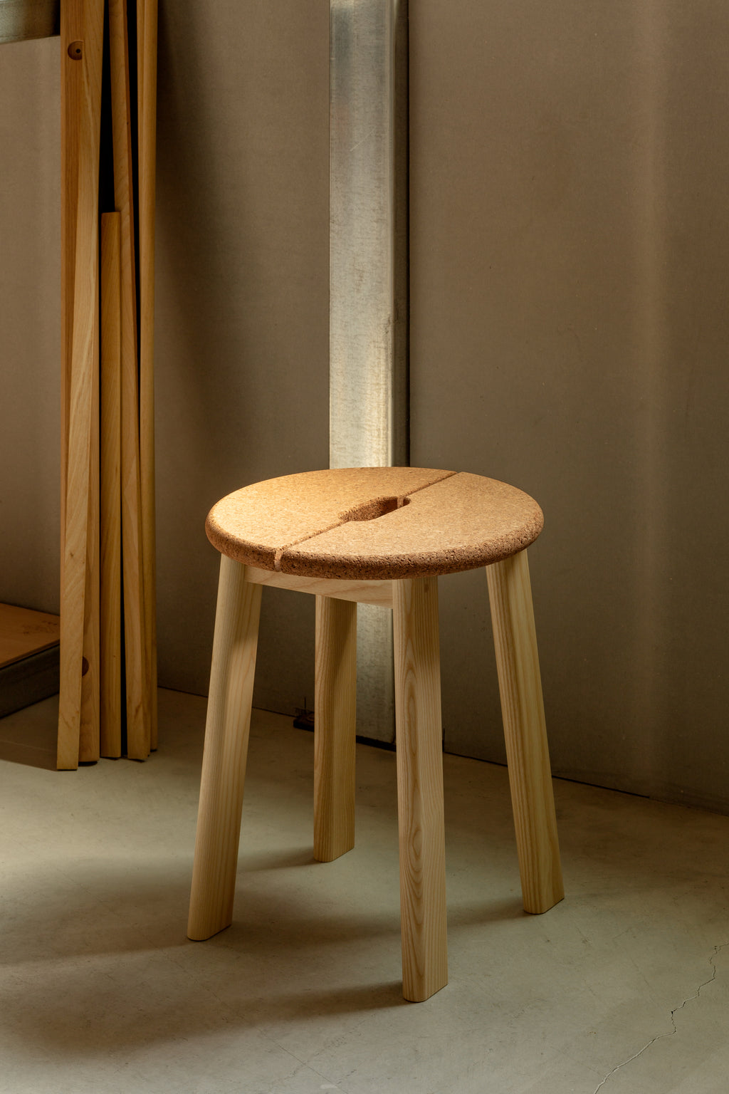 BRAVO Stool - 軟木椅座 - 原木