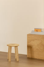 BRAVO Stool - 原木