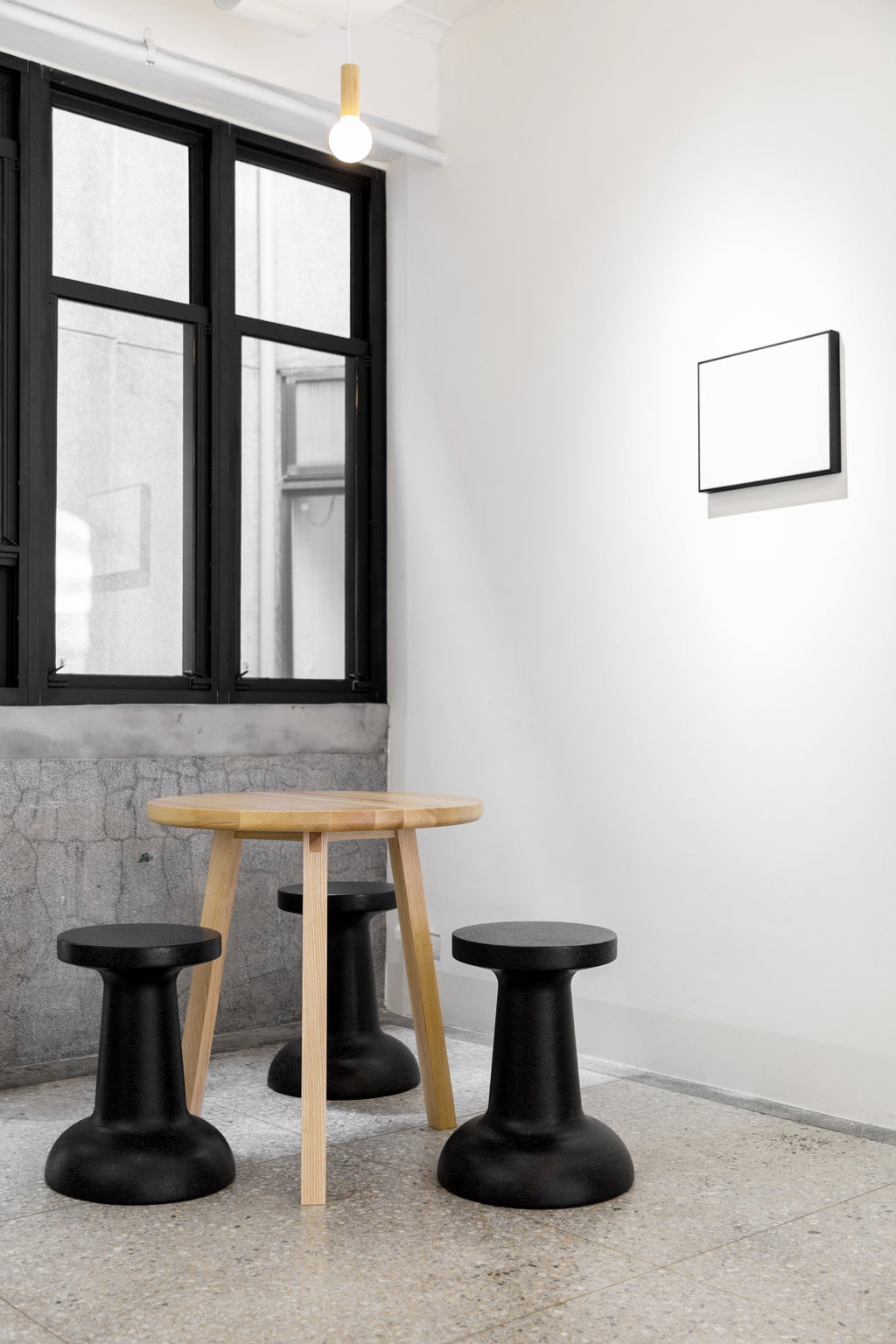 PUSHPIN Adult 軟木桌凳 - 黑