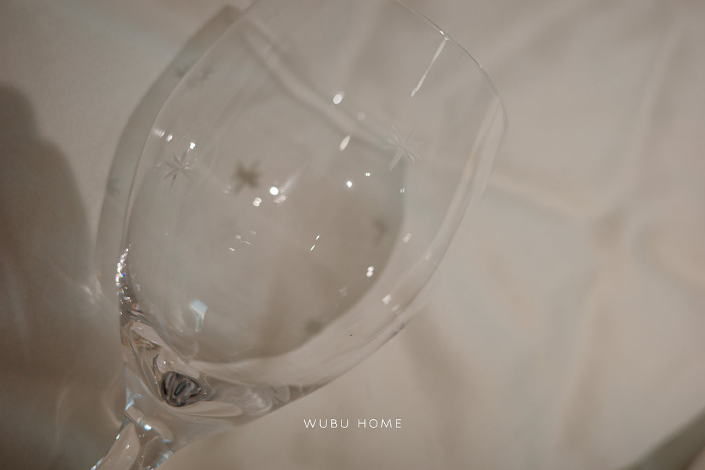 星芒點綴彎腳酒杯