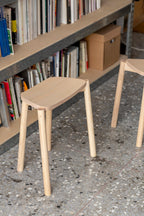 TARS Stool - 原木