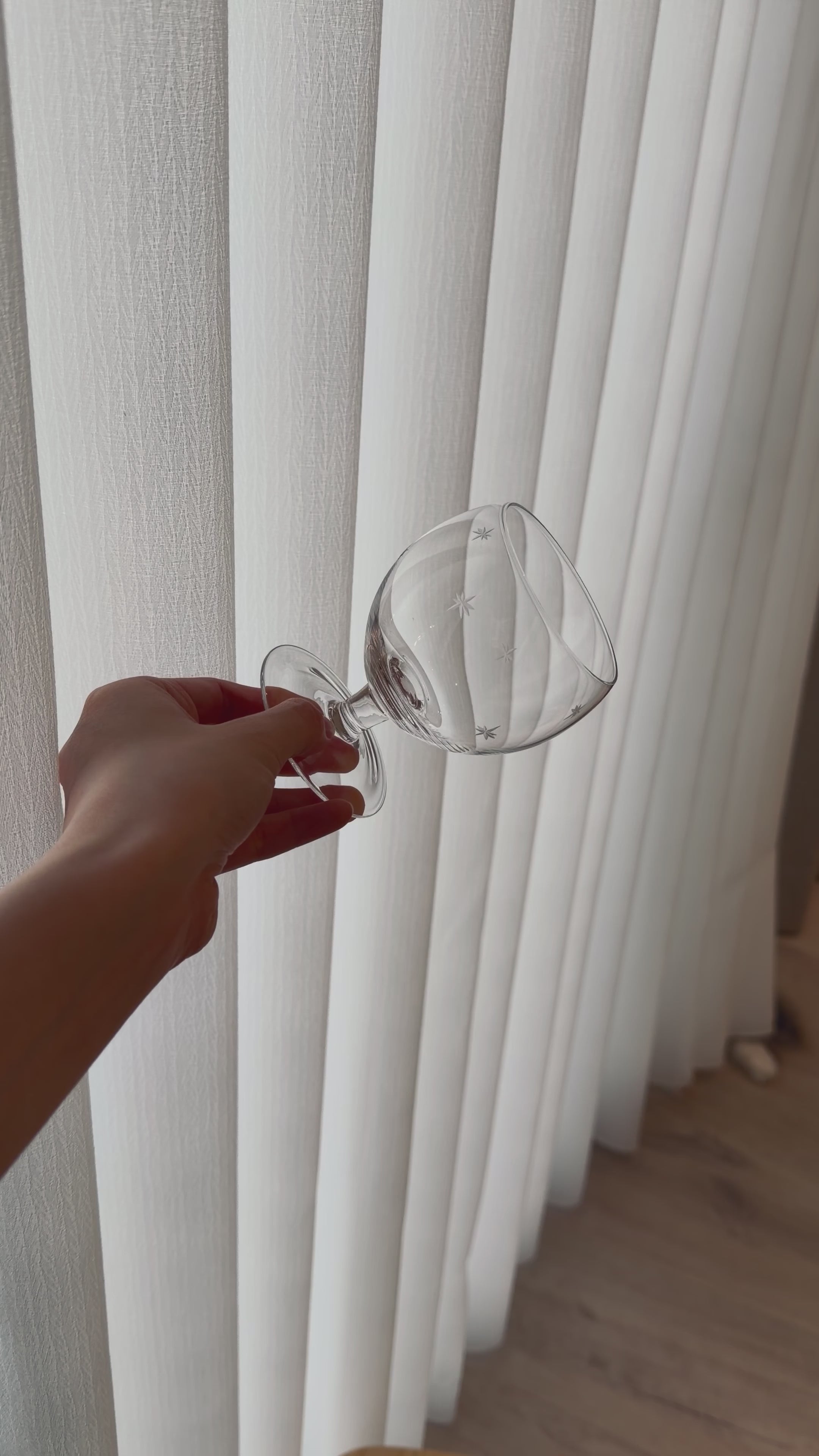星芒點綴胖胖酒杯